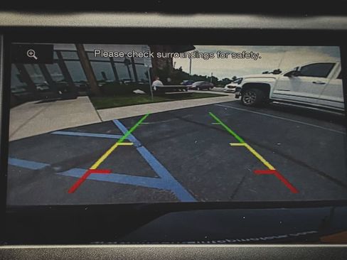 Used 2016 Ford Fusion SE FWD image 3