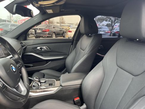 Used 2019 BMW 330i Sedan w/ Convenience Package image 20