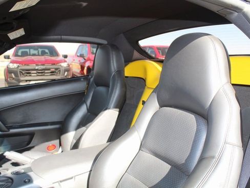 Used 2007 Chevrolet Corvette Convertible w/ Preferred Equipment Group image 15