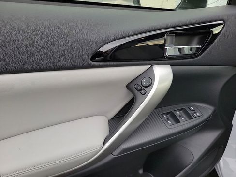 New 2026 Mitsubishi Eclipse Cross SEL image 9