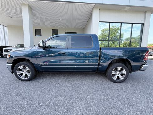 Used 2023 RAM 1500 Laramie AWD/4WD image 5