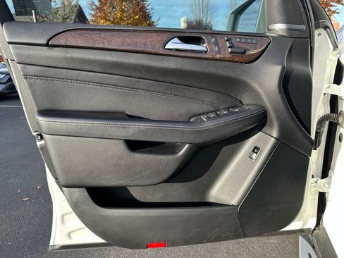 Used 2014 Mercedes-Benz ML 350 4MATIC image 11