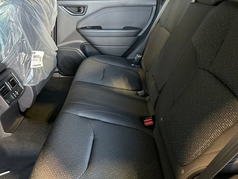 Used 2026 Subaru Forester Premium AWD/4WD image 21