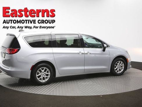 Used 2023 Chrysler Voyager LX FWD image 43