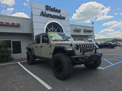 Used 2020 Jeep Gladiator Rubicon w/ LED Lighting Group AWD/4WD image 1