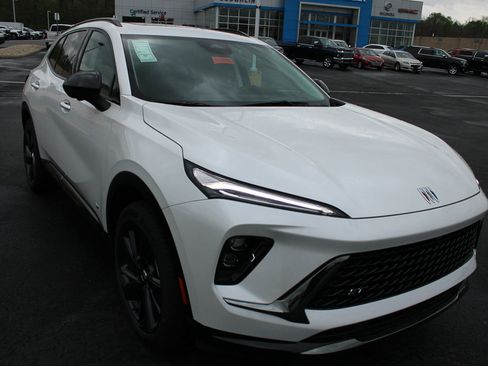 New 2025 Buick Envision Sport Touring image 2