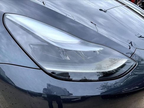 Used 2024 Tesla Model Y Long Range AWD/4WD image 26