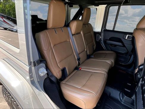 Used 2021 Jeep Wrangler Unlimited Rubicon AWD/4WD image 26