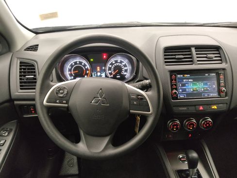 Used 2025 Mitsubishi Outlander Sport AWD image 22