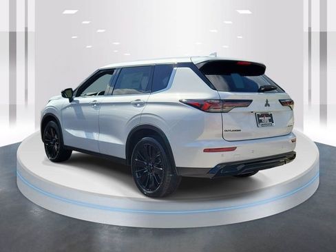 New 2026 Mitsubishi Outlander SE FWD image 4