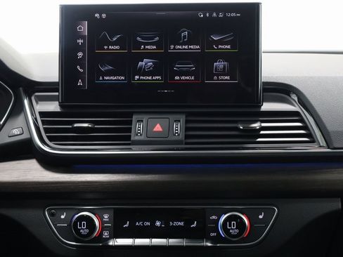 Used 2025 Audi Q5 2.0T Premium Plus w/ Premium Plus Package image 19