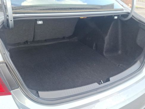 Used 2024 Chevrolet Malibu LT FWD image 13