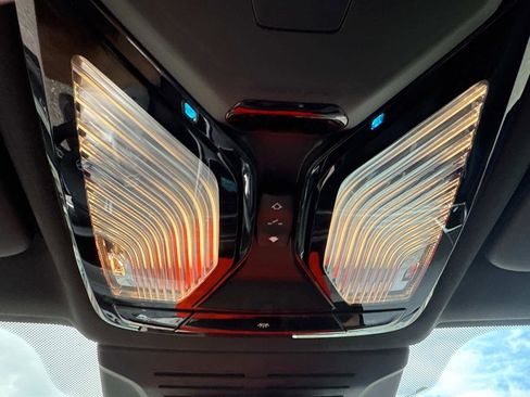 Certified 2025 BMW X5 xDrive50e image 30