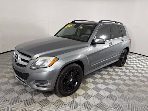Used 2015 Mercedes-Benz GLK 350 2WD w/ Premium 1 Package image 7