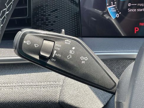 New 2026 Volkswagen Tiguan S FWD image 22