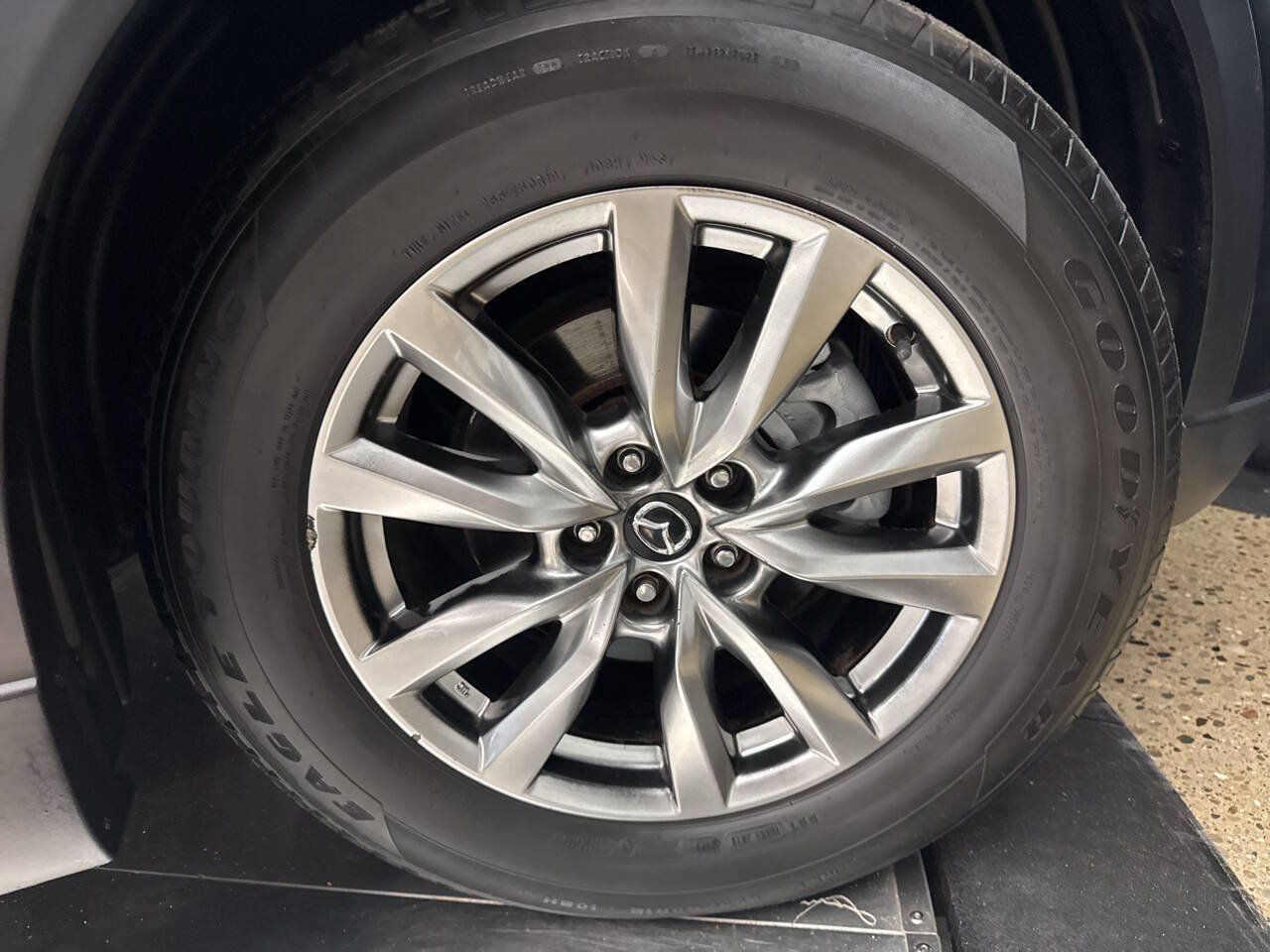 Used 2017 MAZDA CX-9 Touring AWD/4WD image 35