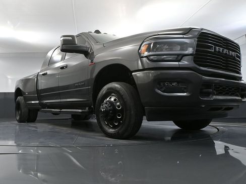 Used 2023 RAM 3500 Laramie AWD/4WD image 59