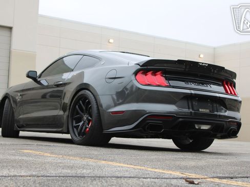 Used 2019 Ford Mustang GT Premium w/ GT Performance Package image 10