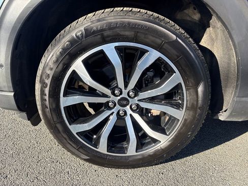 Used 2020 Ford Explorer ST AWD/4WD image 14