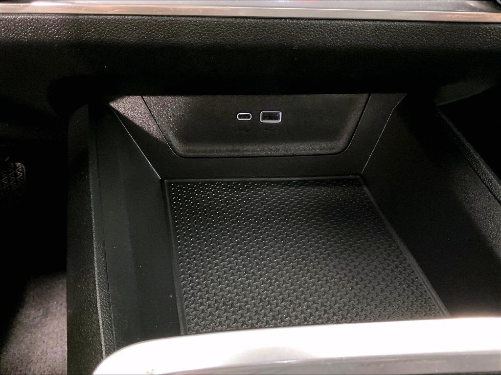 Used 2026 Chevrolet Equinox LT AWD/4WD image 27