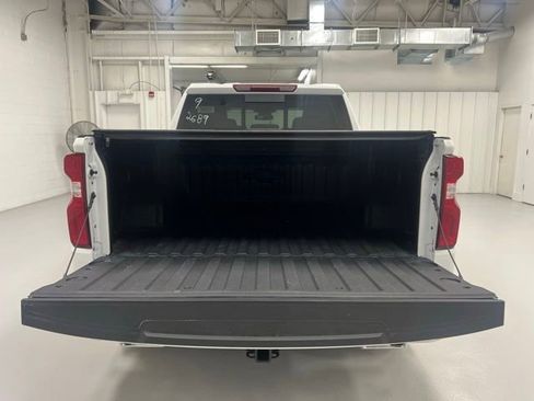 New 2026 Chevrolet Silverado 1500 LTZ w/ LTZ Premium Package AWD/4WD image 24