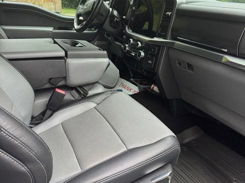 Used 2022 Ford F150 Lariat AWD/4WD image 2