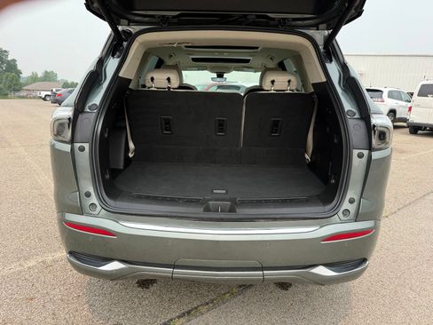 Used 2023 Buick Enclave Avenir w/ Avenir Technology Package AWD/4WD image 50