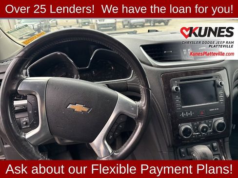 Used 2017 Chevrolet Traverse LT image 12