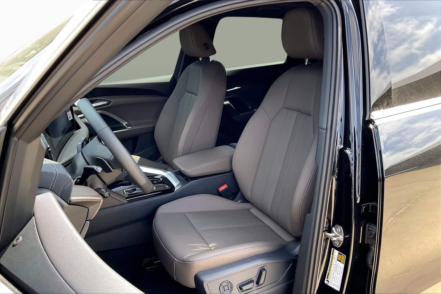 New 2026 Audi Q5 Premium AWD/4WD image 9