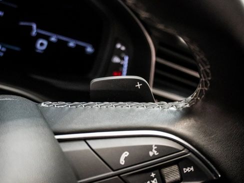 Used 2023 Audi Q8 Prestige w/ Prestige Package image 19