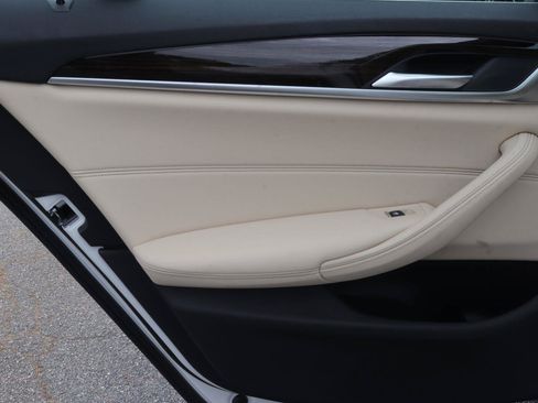 Used 2023 BMW 530i w/ Convenience Package RWD image 13