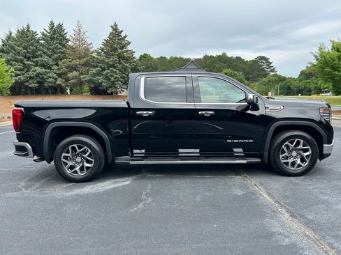 Used 2023 GMC Sierra 1500 SLT w/ SLT Premium Plus Package RWD image 23