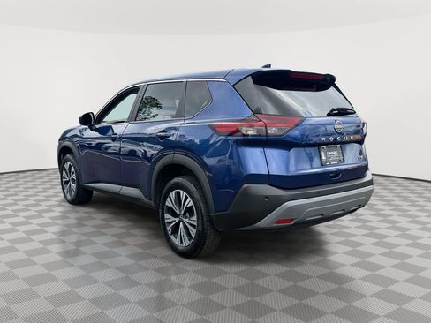 Used 2023 Nissan Rogue SV FWD image 6
