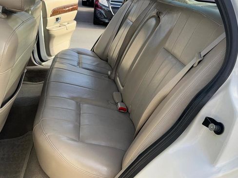 Used 2011 Mercury Grand Marquis LS RWD image 27