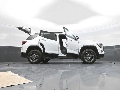 New 2026 GMC Terrain AT4 AWD/4WD image 39