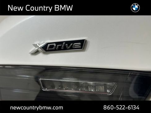 Used 2024 BMW 330i xDrive Sedan w/ Premium Package AWD/4WD image 27