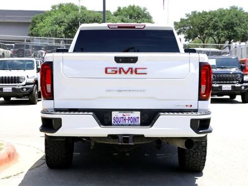 Used 2021 GMC Sierra 2500 AT4 AWD/4WD image 6