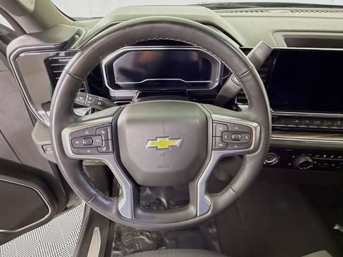 Used 2023 Chevrolet Silverado 1500 LT image 20