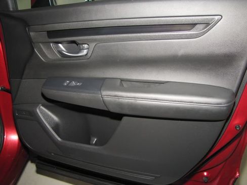 Used 2025 Honda CR-V EX image 20