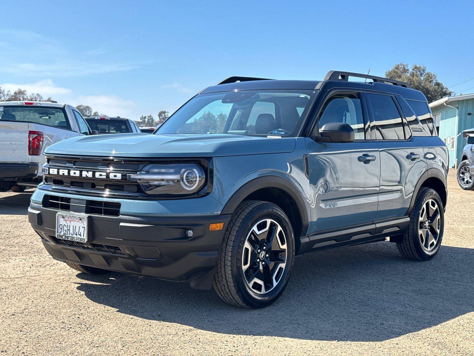Certified 2023 Ford Bronco Sport Outer Banks w/ Tech Package AWD/4WD image 4