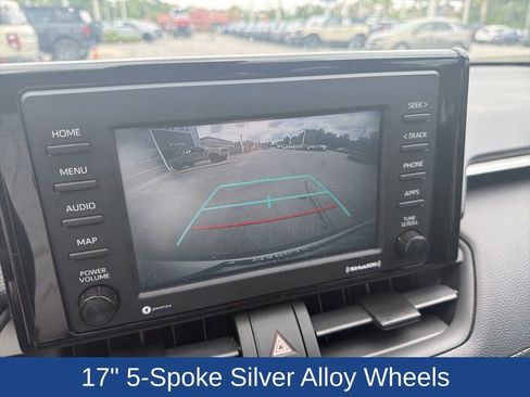 Used 2021 Toyota RAV4 XLE w/ Convenience Package FWD image 9