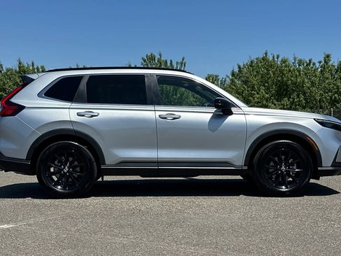 Certified 2025 Honda CR-V Sport-L image 2