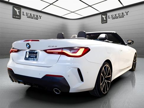 Used 2021 BMW 430i Convertible image 14