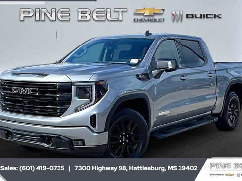 Used 2023 GMC Sierra 1500 Elevation w/ Elevation Premium Package AWD/4WD image 11