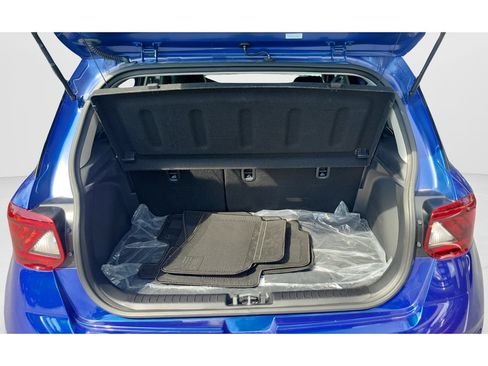 Certified 2025 Hyundai Venue Limited FWD image 12