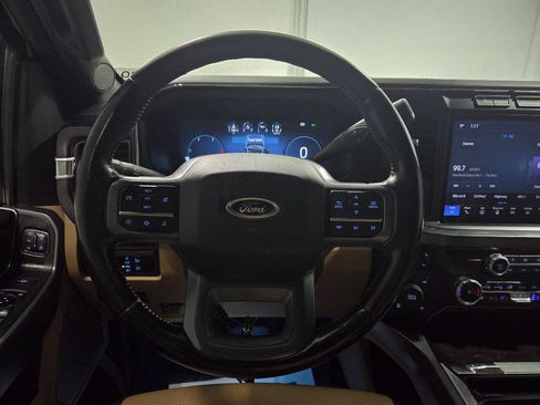 Used 2023 Ford F250 Lariat w/ Chrome Package AWD/4WD image 14