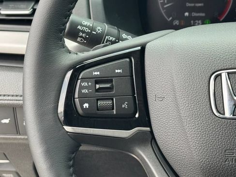 Certified 2026 Honda Odyssey EX-L image 25