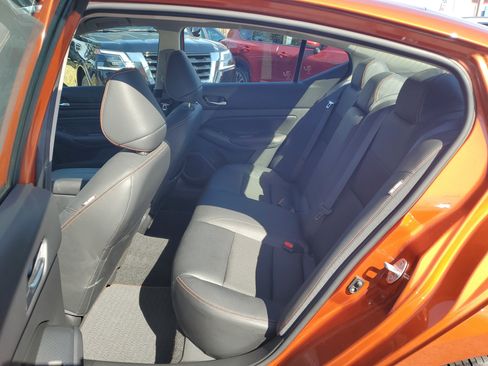 Certified 2022 Nissan Altima 2.5 SR image 14