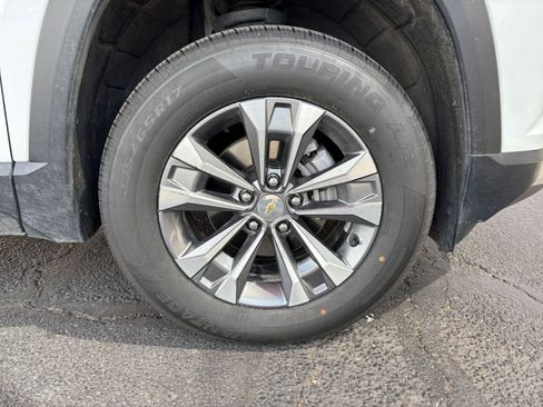 Used 2025 Chevrolet Equinox LT image 31