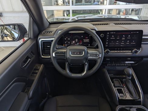 New 2026 GMC Canyon Elevation image 3